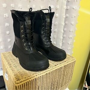 UGG Men’s Butte Lace-Up Winter Boots • Black • Size 10.5 • NWOT